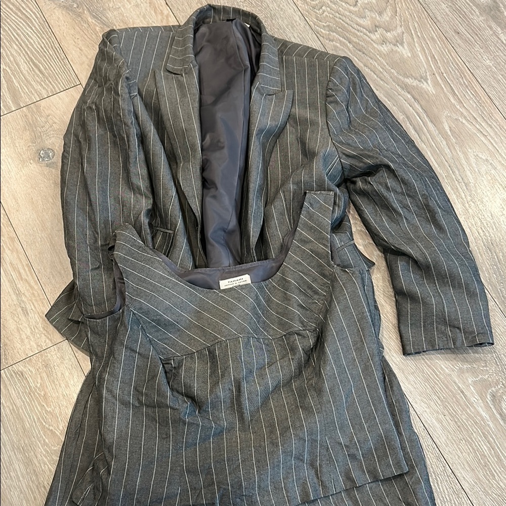 Tahari Gray Pinstripe Blazer and Pants  Set